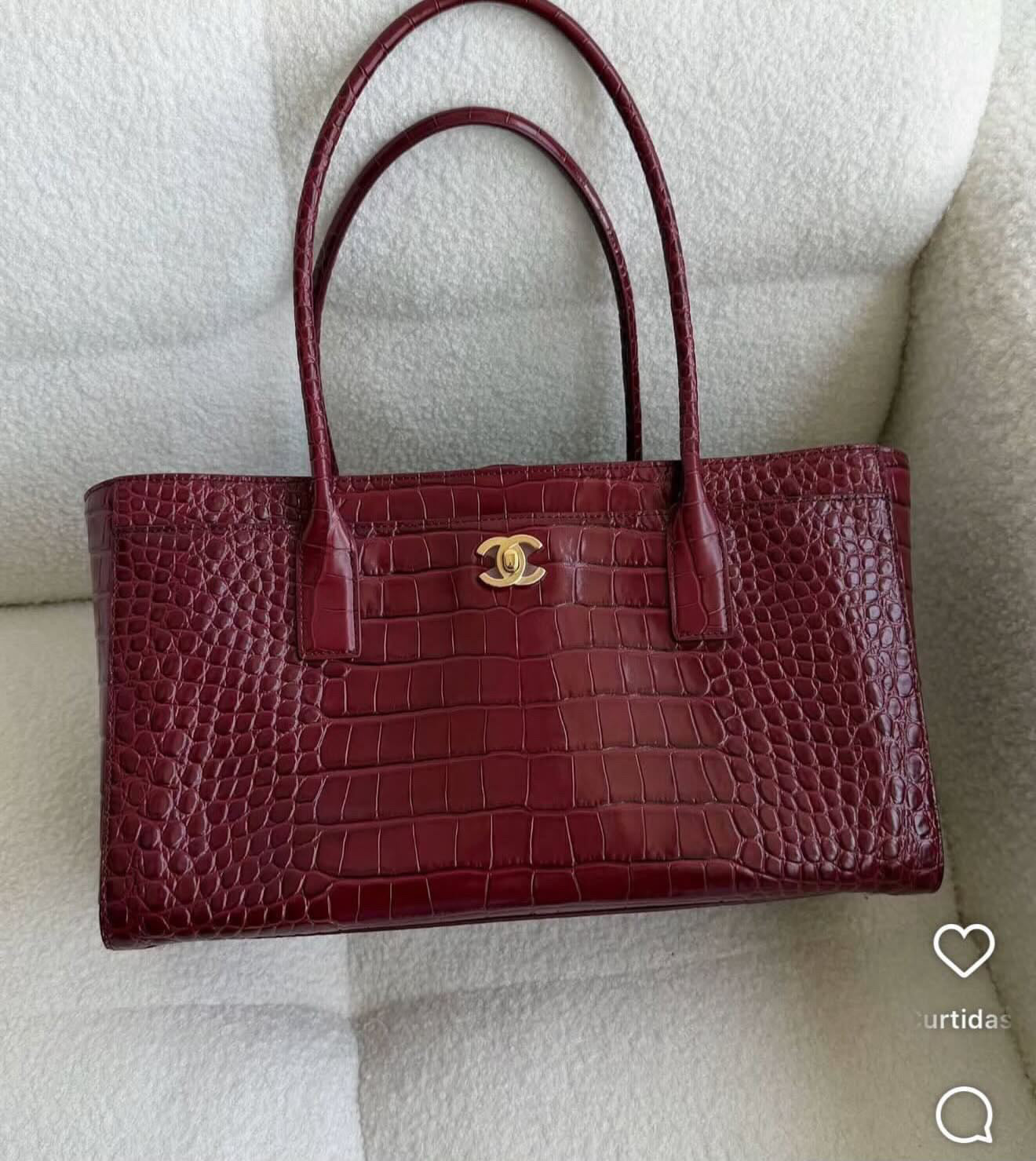 Chanel tote small in burgundy croc GHW Fullset w receipt