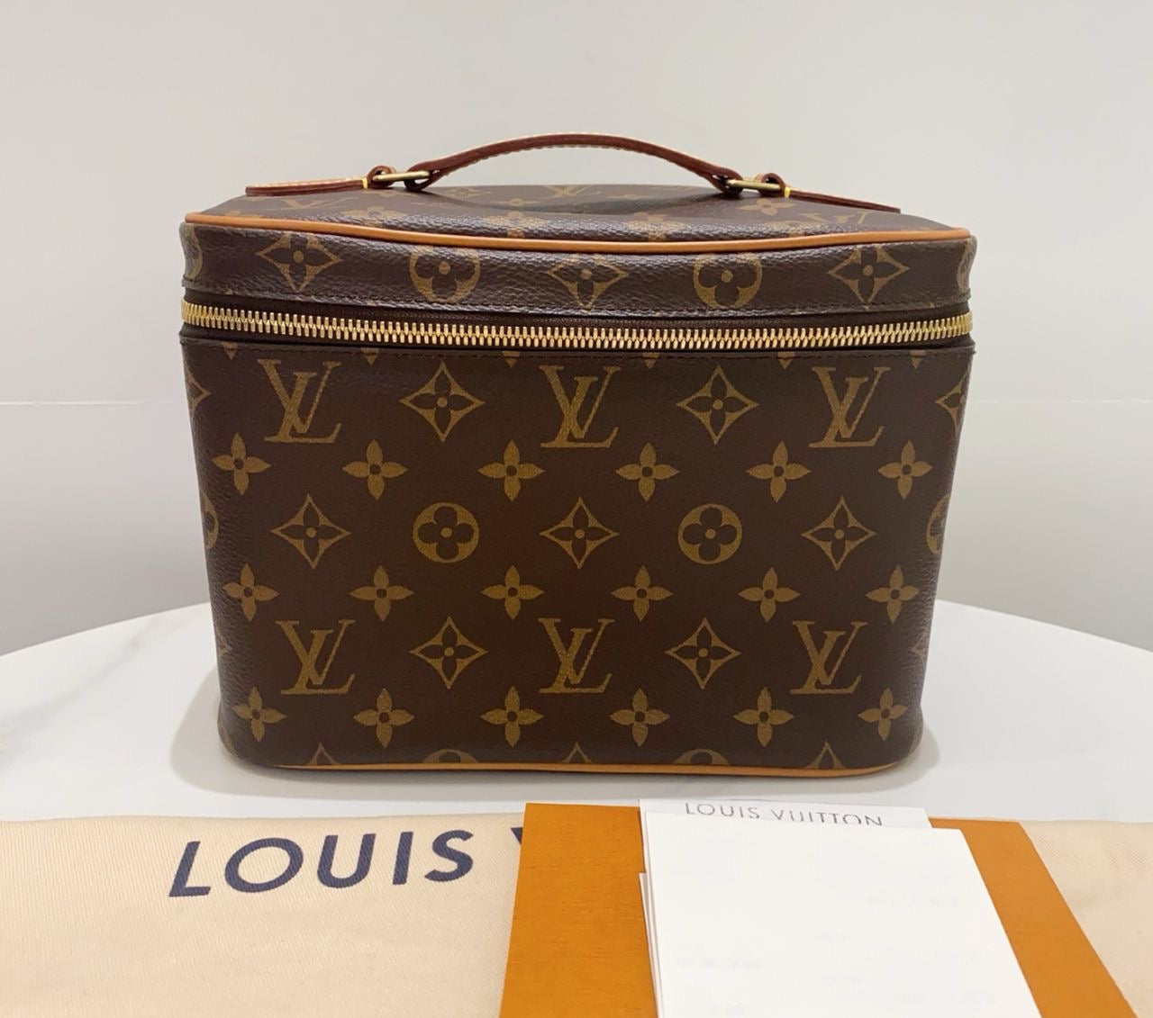 Louis Vuitton Nice BB.