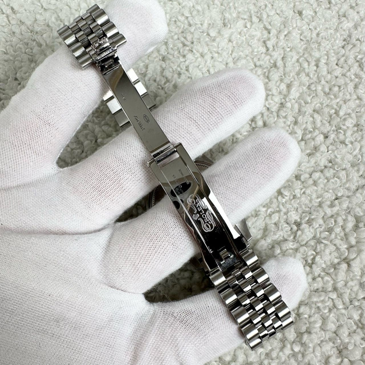 ROLEX Datejust 31mm in Jubilee Strap, Mint Green Dial - year 2021. full set no receipt