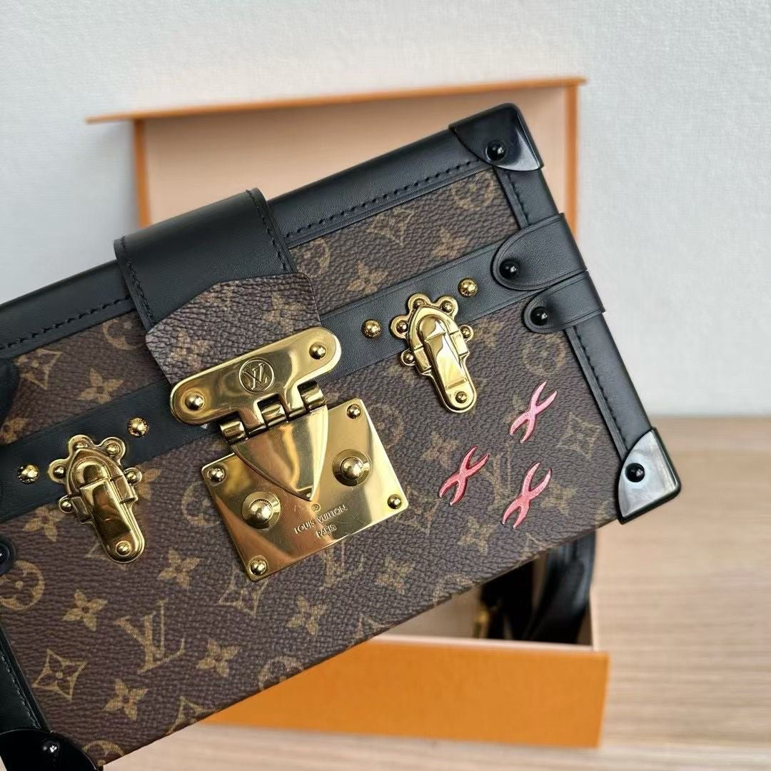 Louis Vuitton Petite Malle Monogram