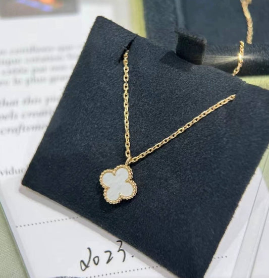 VCA Sweet Alhambra Necklace 18k Yellow Gold, Mother Of Pearl - year 2023
