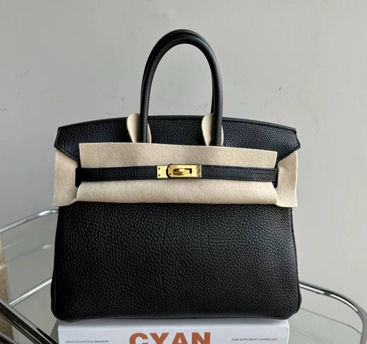 Hermes Birkin 25 in Black Togo GHW - stamp Square O
(2011)