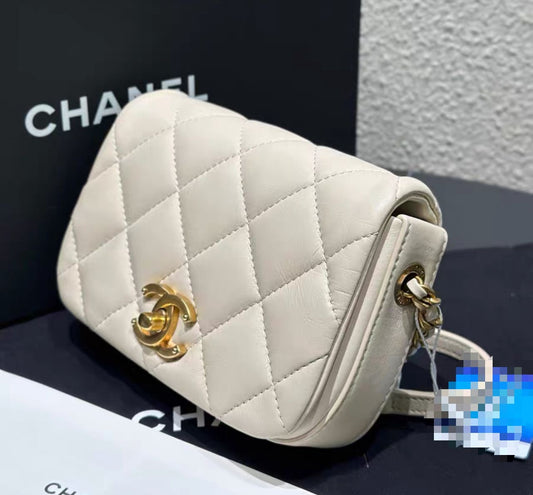 CHANEL Mini Flap Bag in Beige Lambskin GHW - series 30 (2020).
Kept Unused