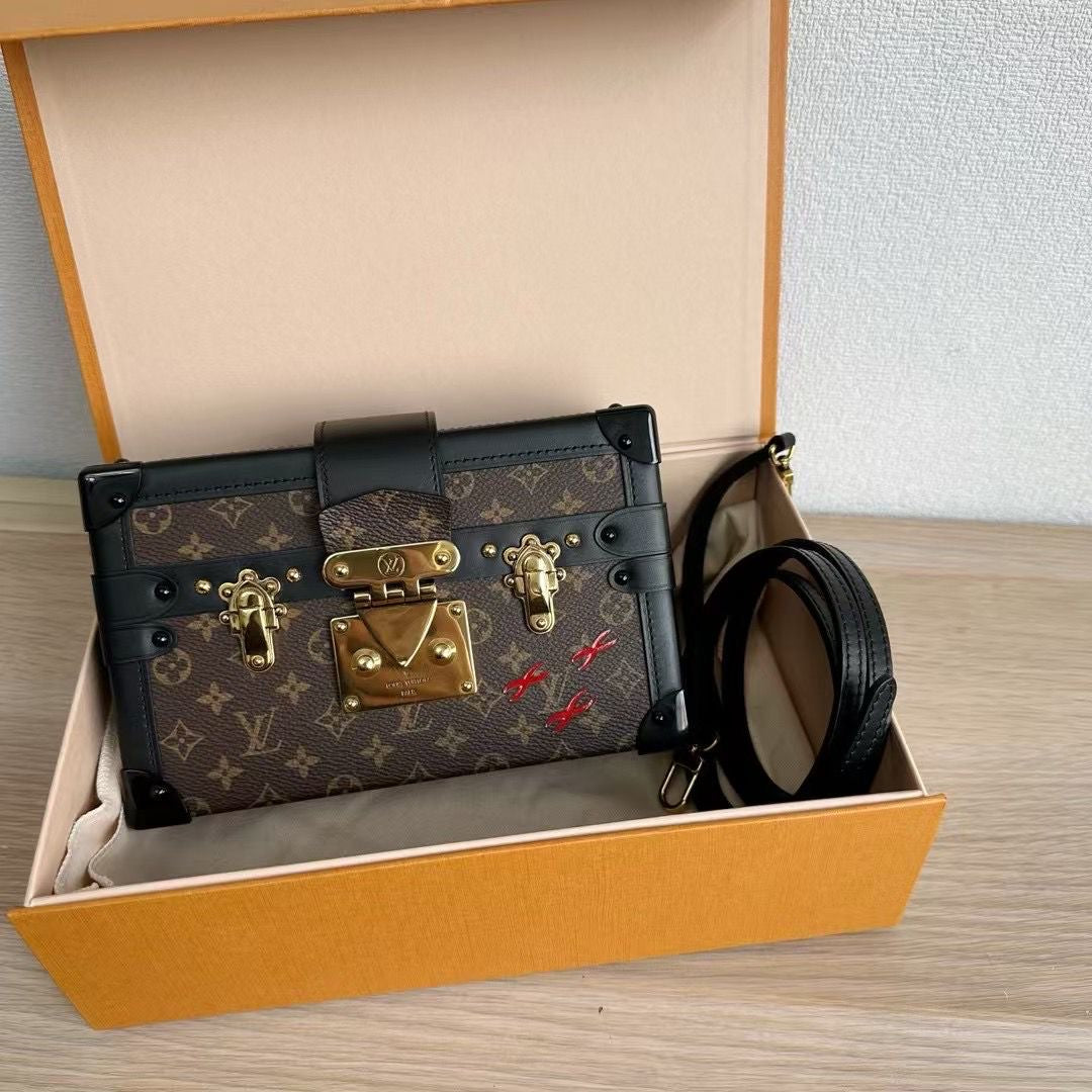 Louis Vuitton Petite Malle Monogram
