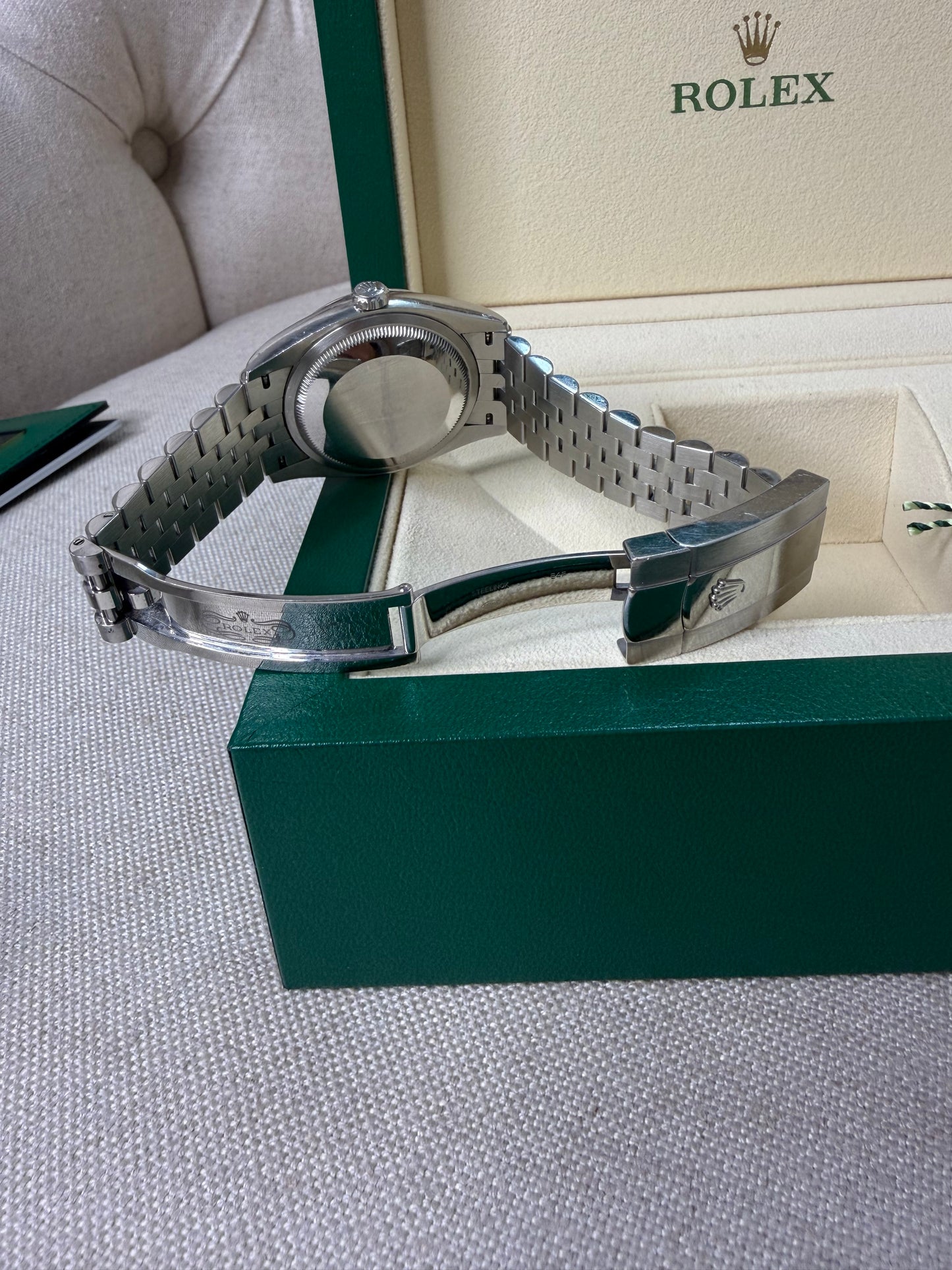 Women’s Rolex Datejust 36 Black Dial with Diamonds Oystersteel Jubilee -Year 2021