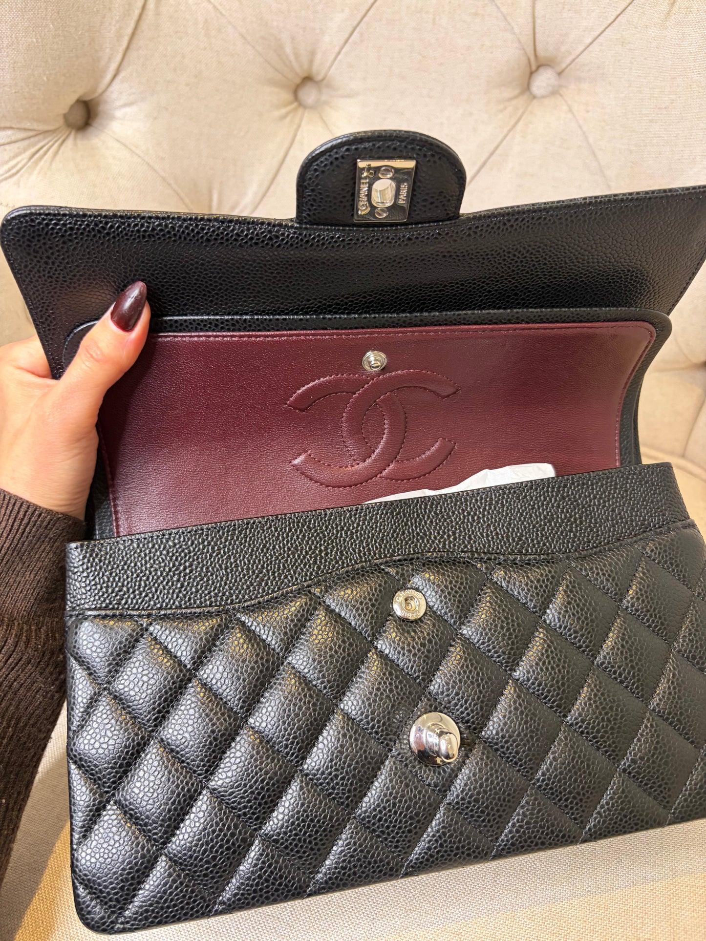 Chanel Classic Medium in Black Caviar SHW series 26(2018). Fullset w receipt