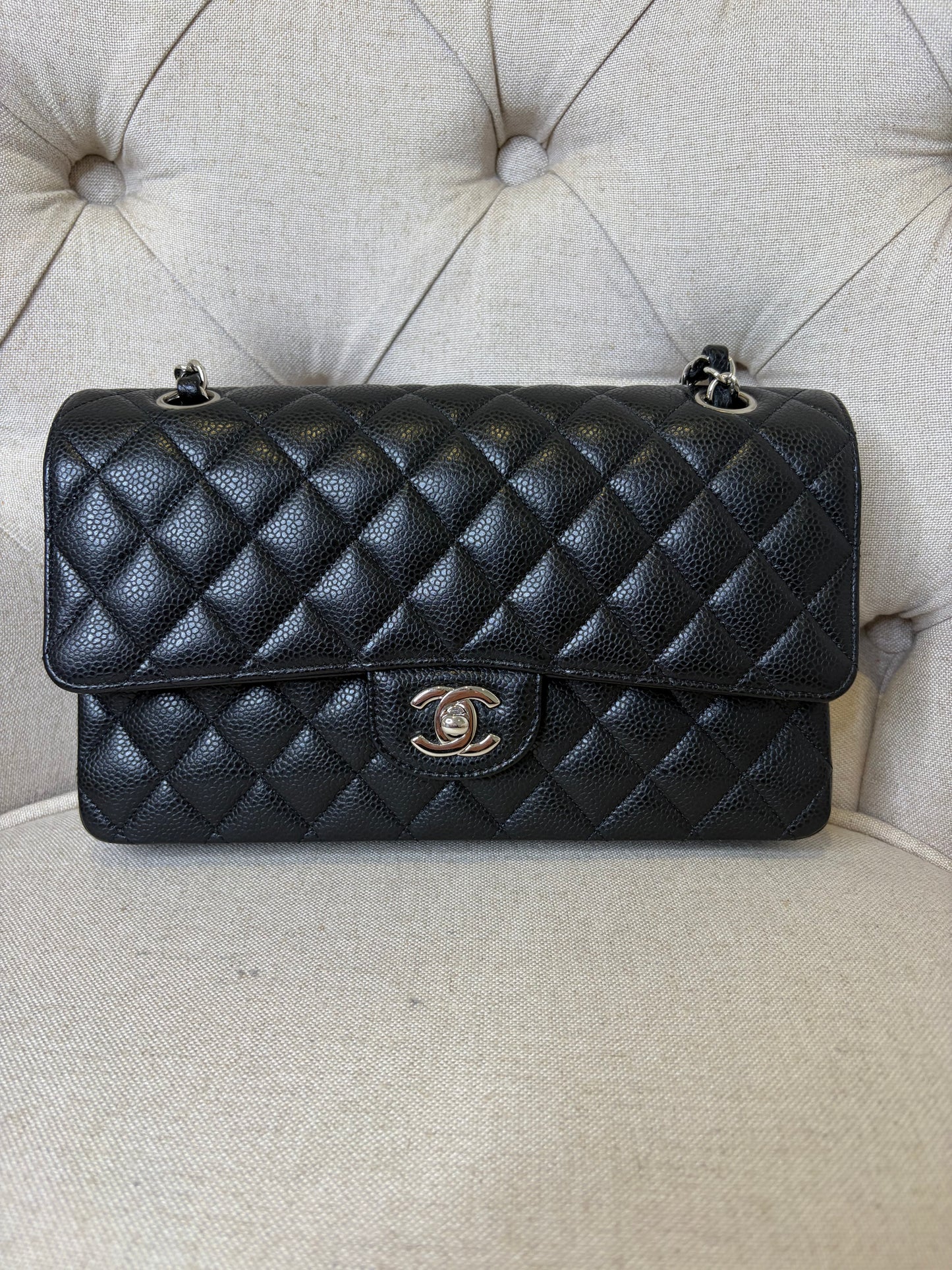 Chanel Classic Medium in Black Caviar SHW series 26(2018). Fullset w receipt