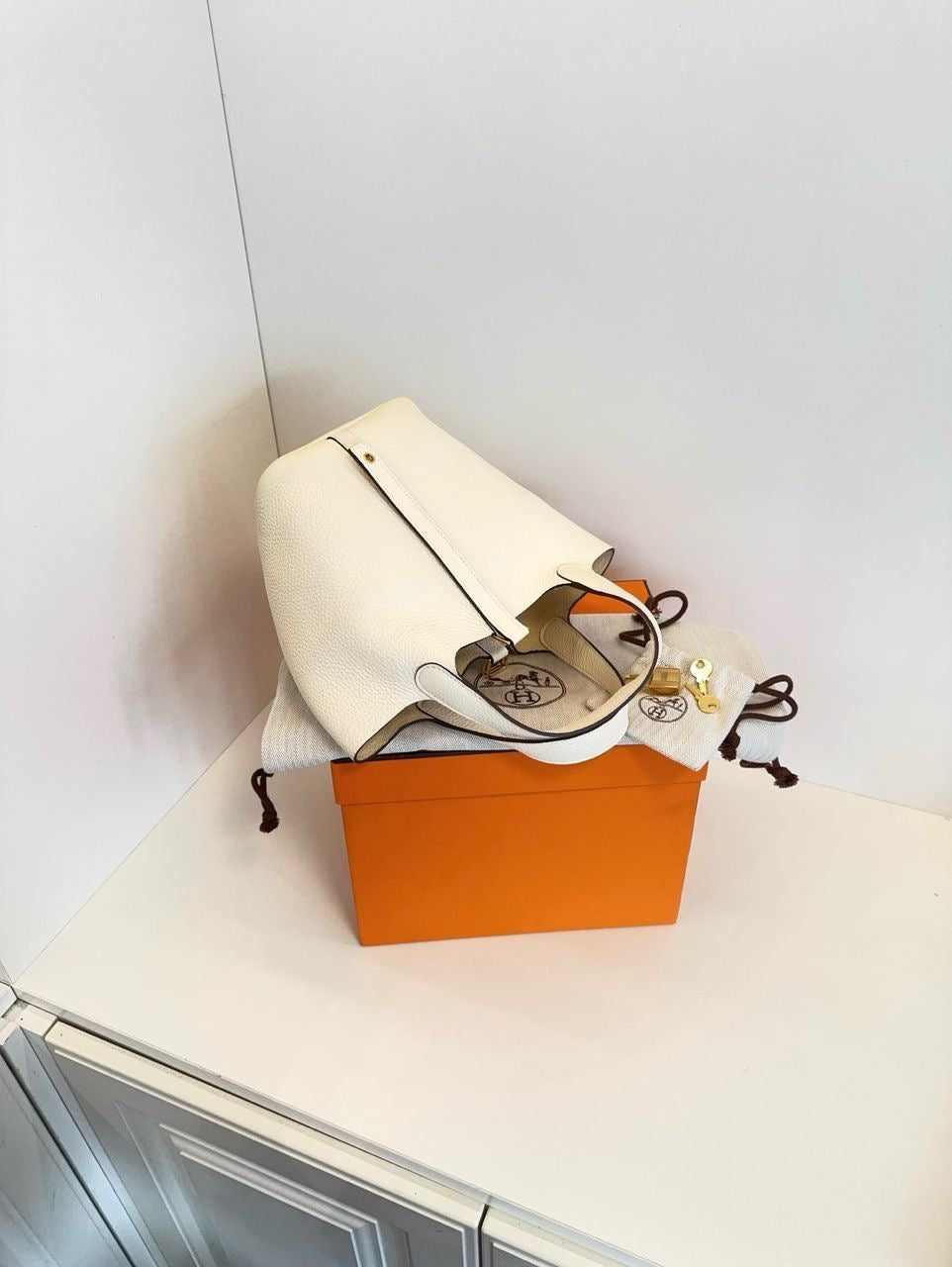 HERMES Picotin 18 in Nata TC Leather GHW - U stamp(2022)