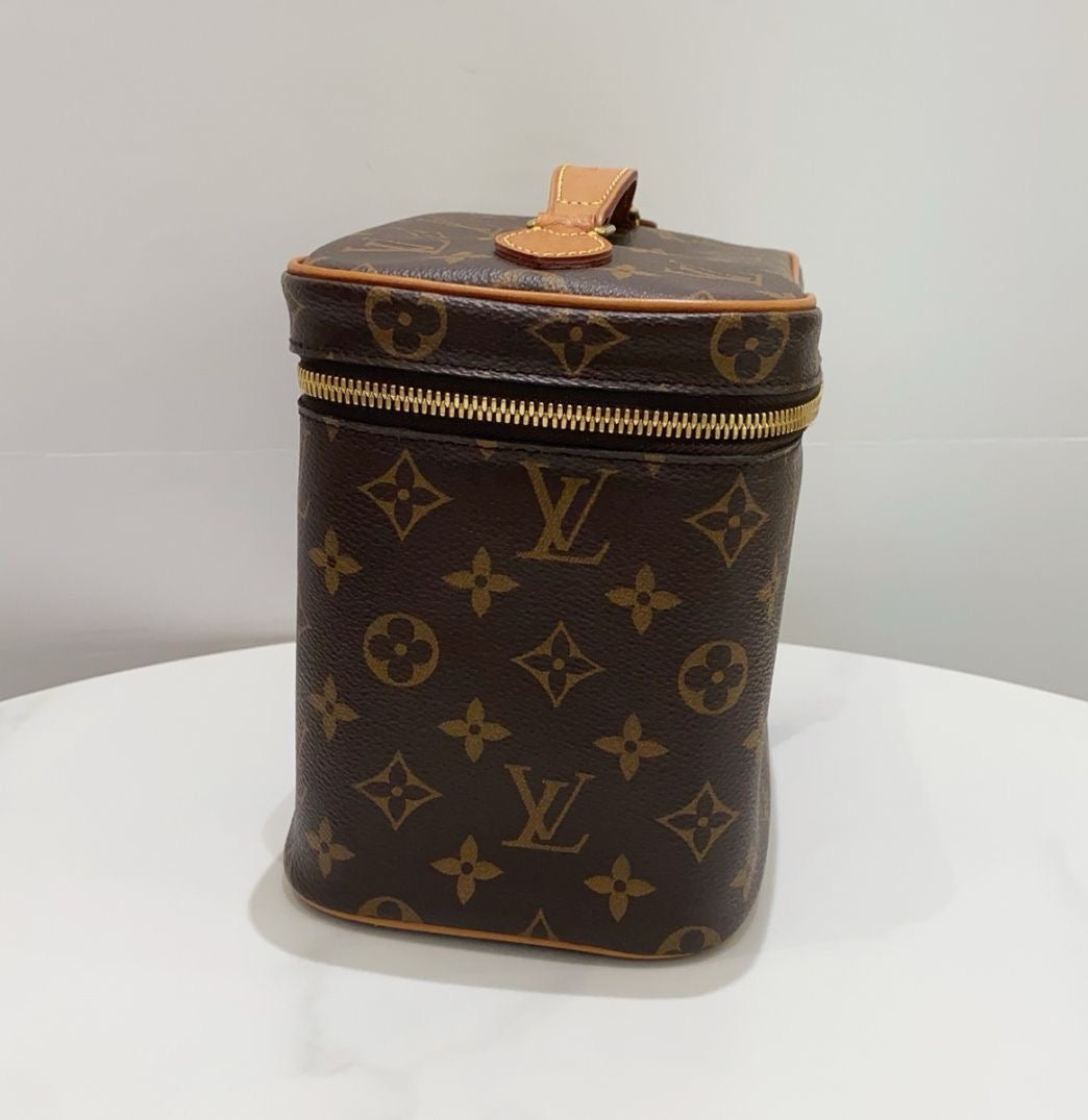 Louis Vuitton Nice BB.
