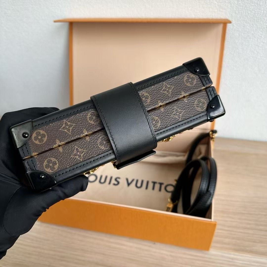 Louis Vuitton Petite Malle Monogram