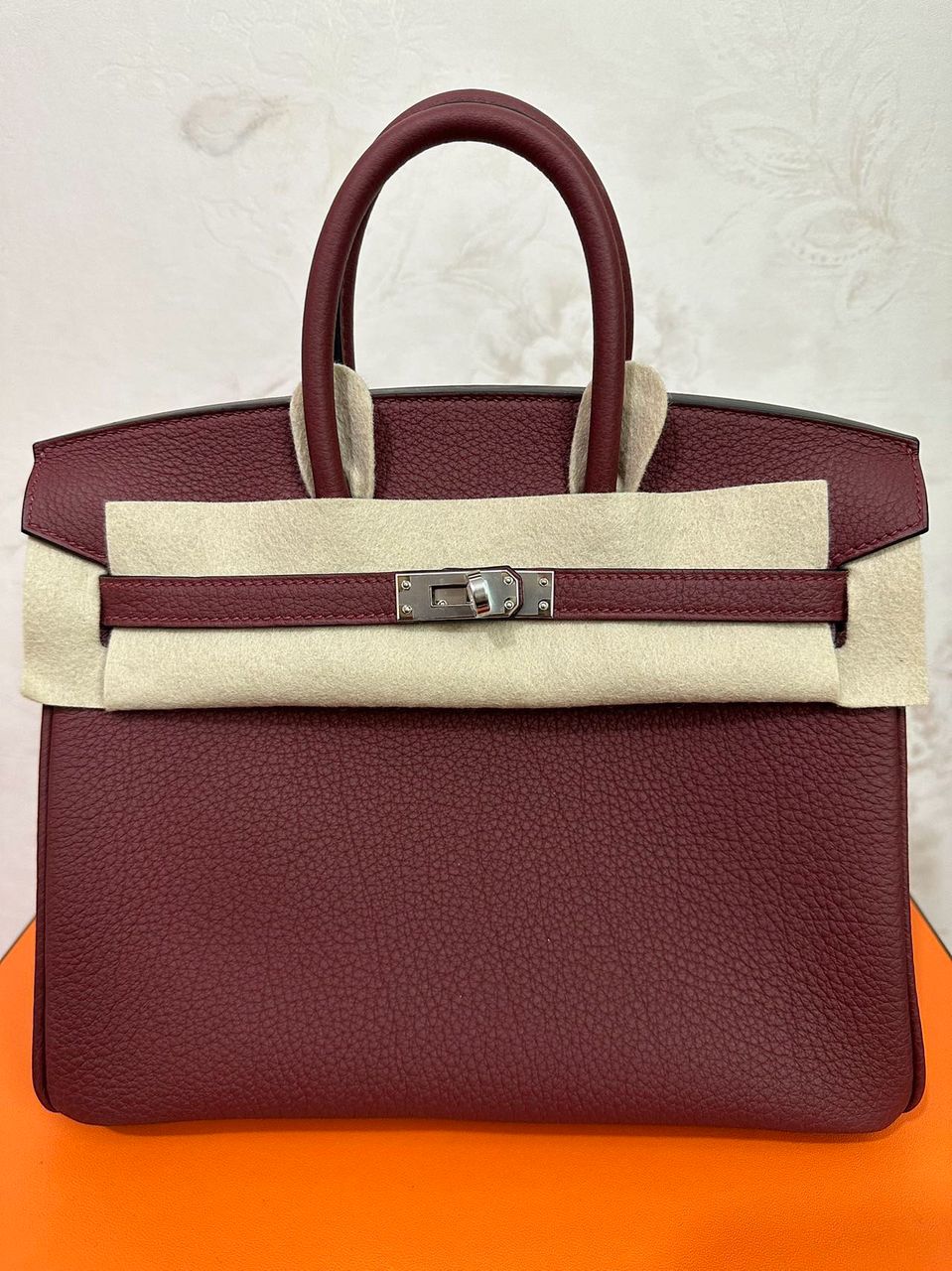 Hermes Birkin 25 in rouge h Togo leather PHW W stamp(2025). full set with receipt.