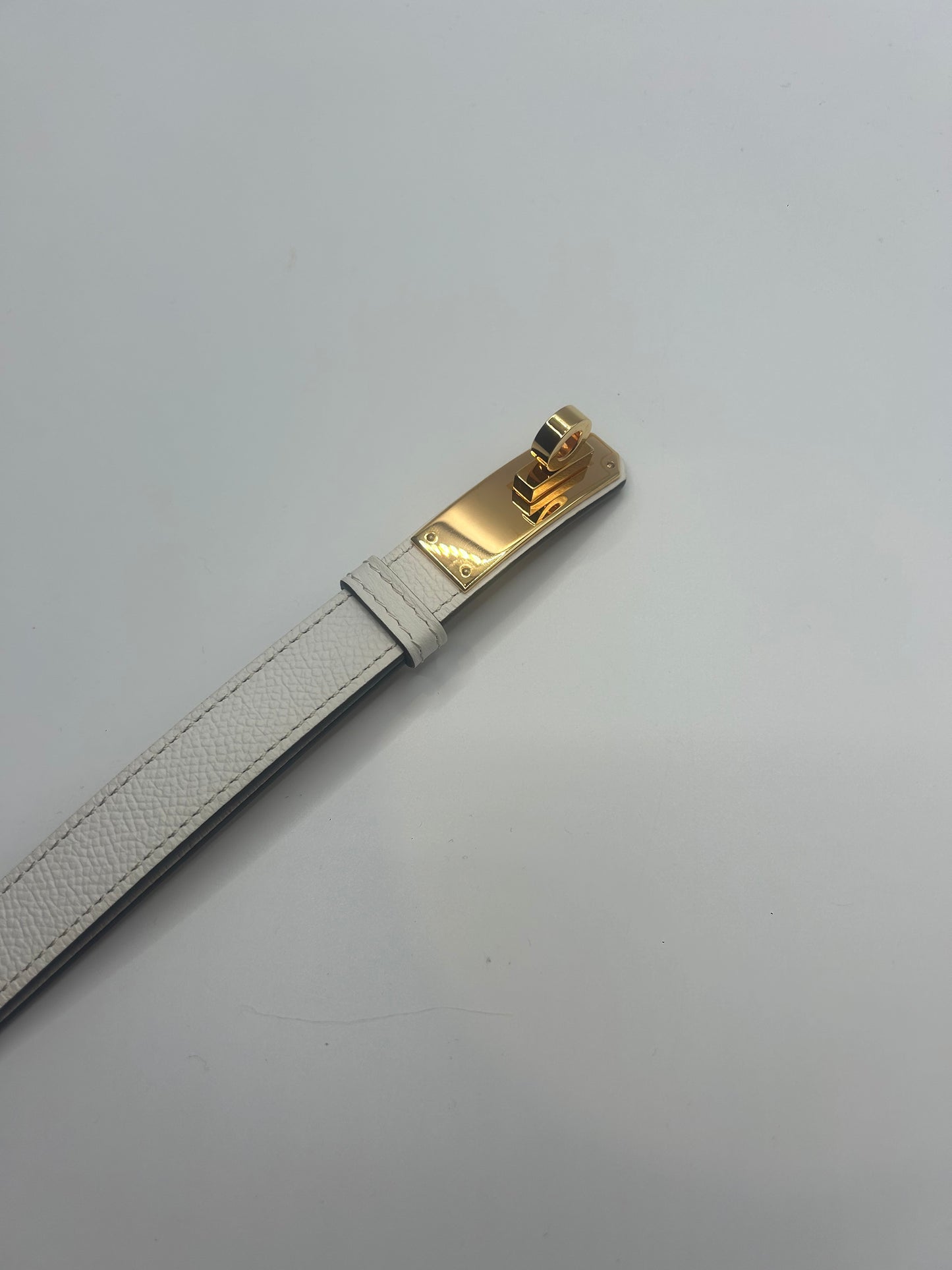 Hermes Kelly 18 Belt Blanc/Gold Epsom GHW Z Stamp (2021).