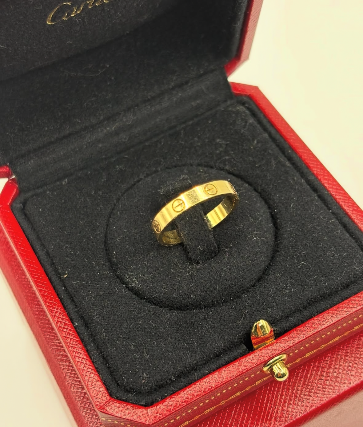 Cartier love ring in gold 57