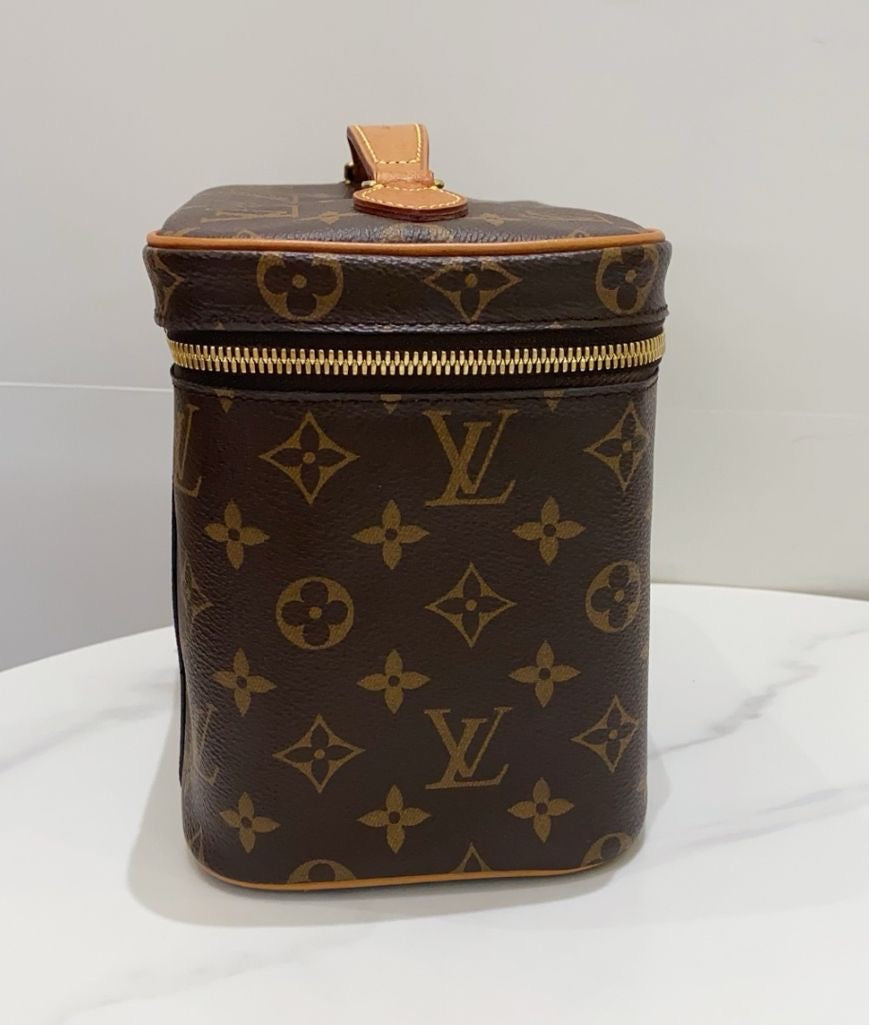 Louis Vuitton Nice BB.