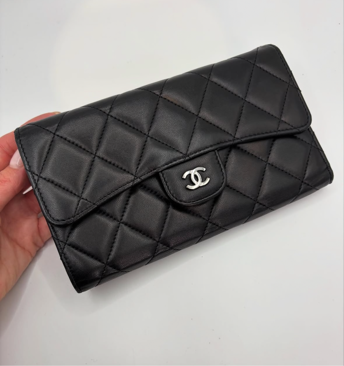 Chanel Classic Wallet in Lambskin SHW