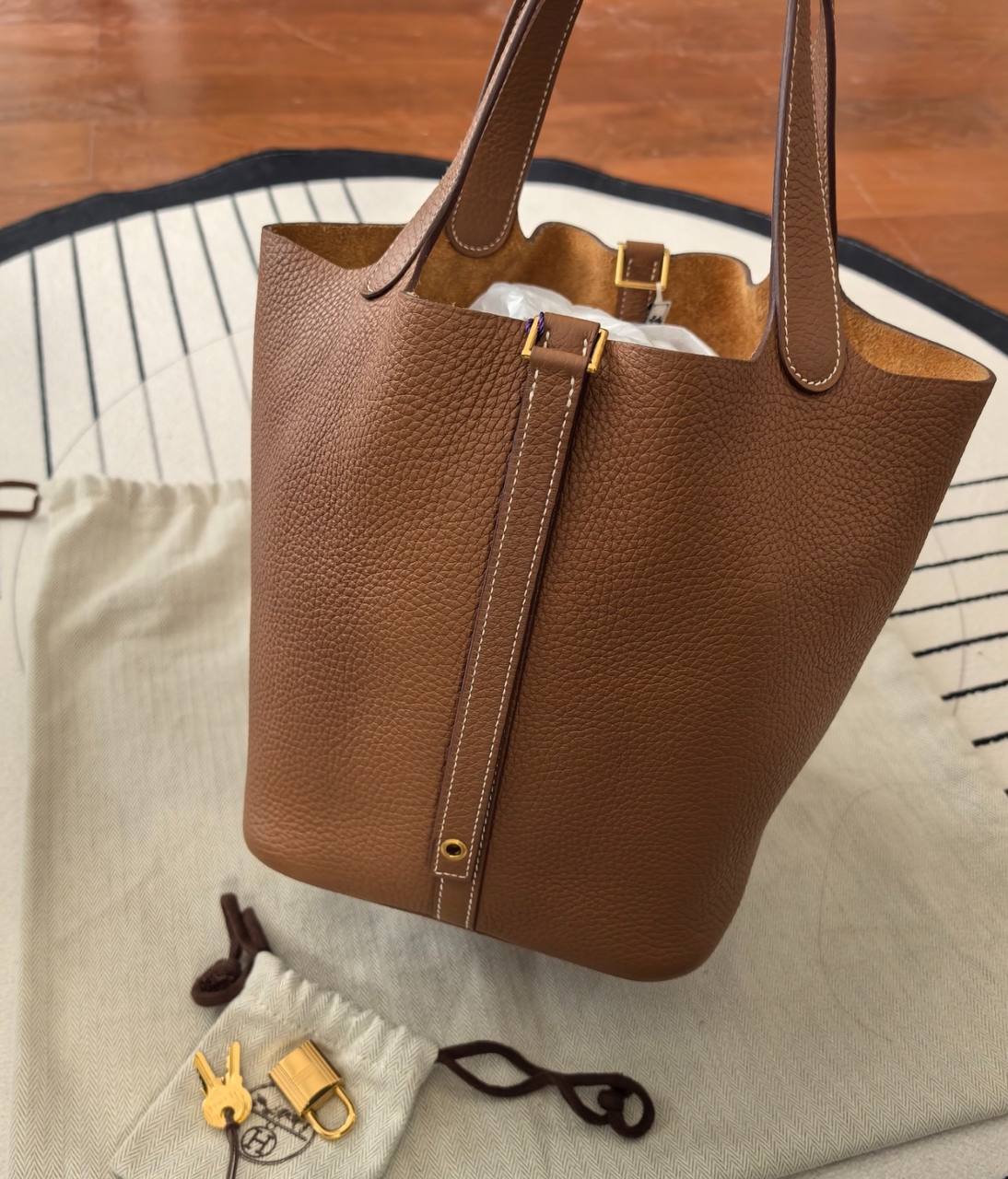 Hermes Picotin 22 in Gold TC PHW -  B Stamp (2023)