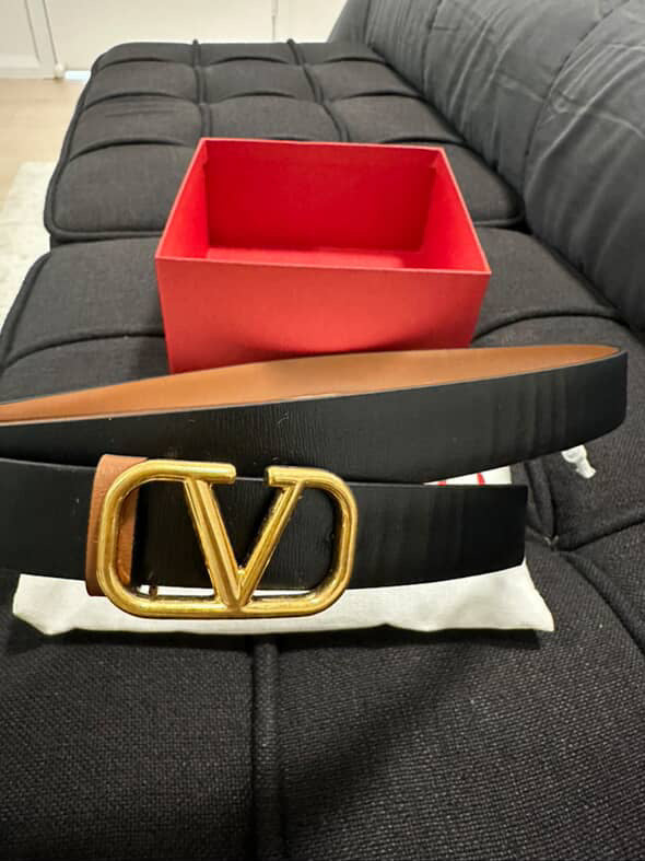 Valentino Garavani V Ring 20MM size 80/S Reversible belt Selleria/Black