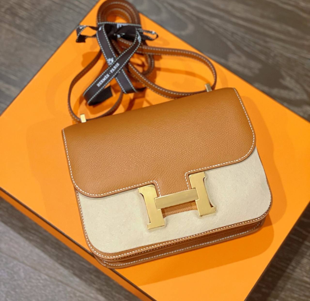 Hermes Mini Constance in Gold Epsom GHW - Y Stamp(2020)