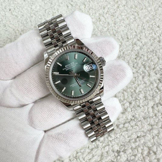 ROLEX Datejust 31mm in Jubilee Strap, Mint Green Dial - year 2021. full set no receipt