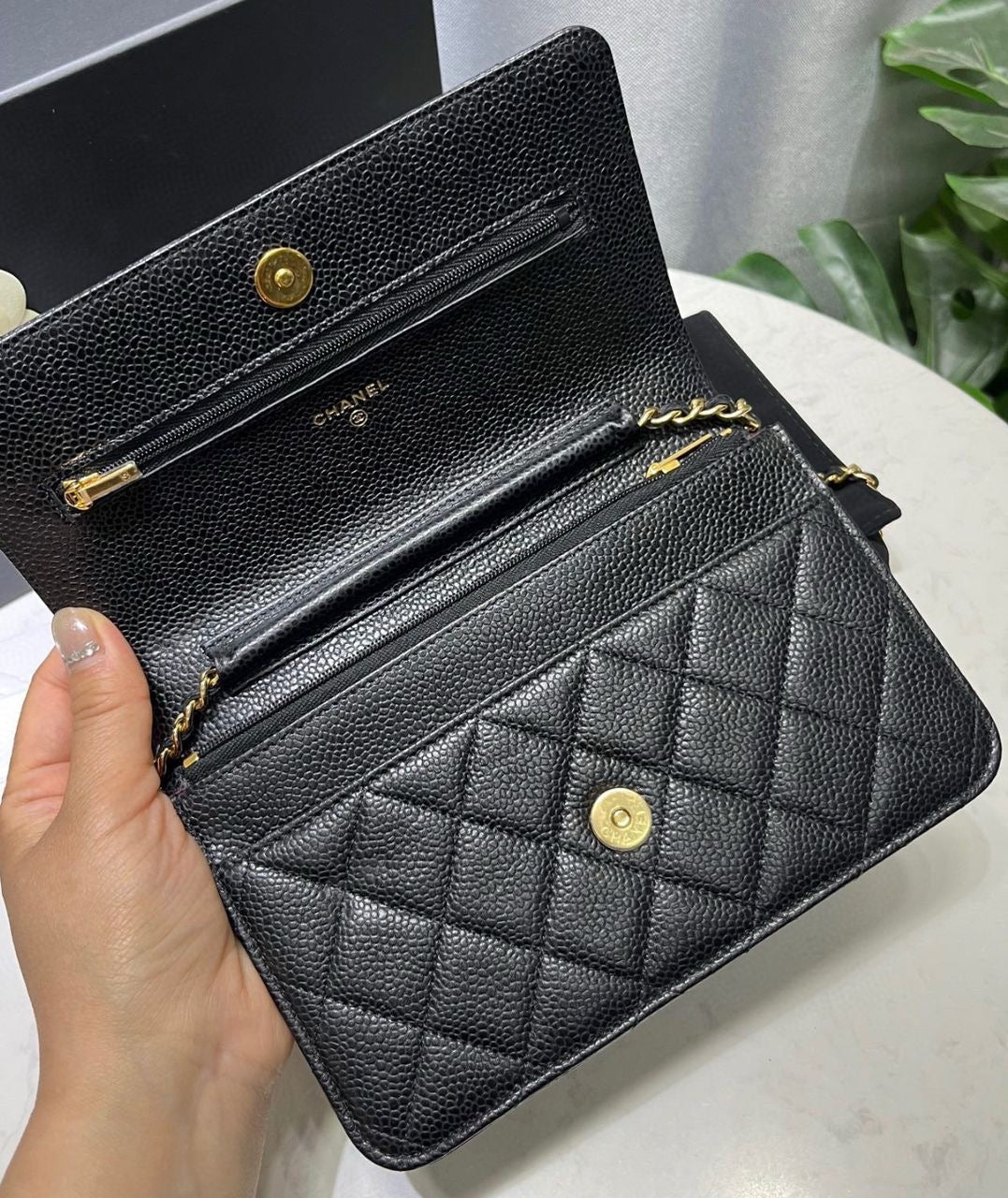Chanel Classic WOC in black Caviar GHW-series -30 (2020).Fullset w receipt