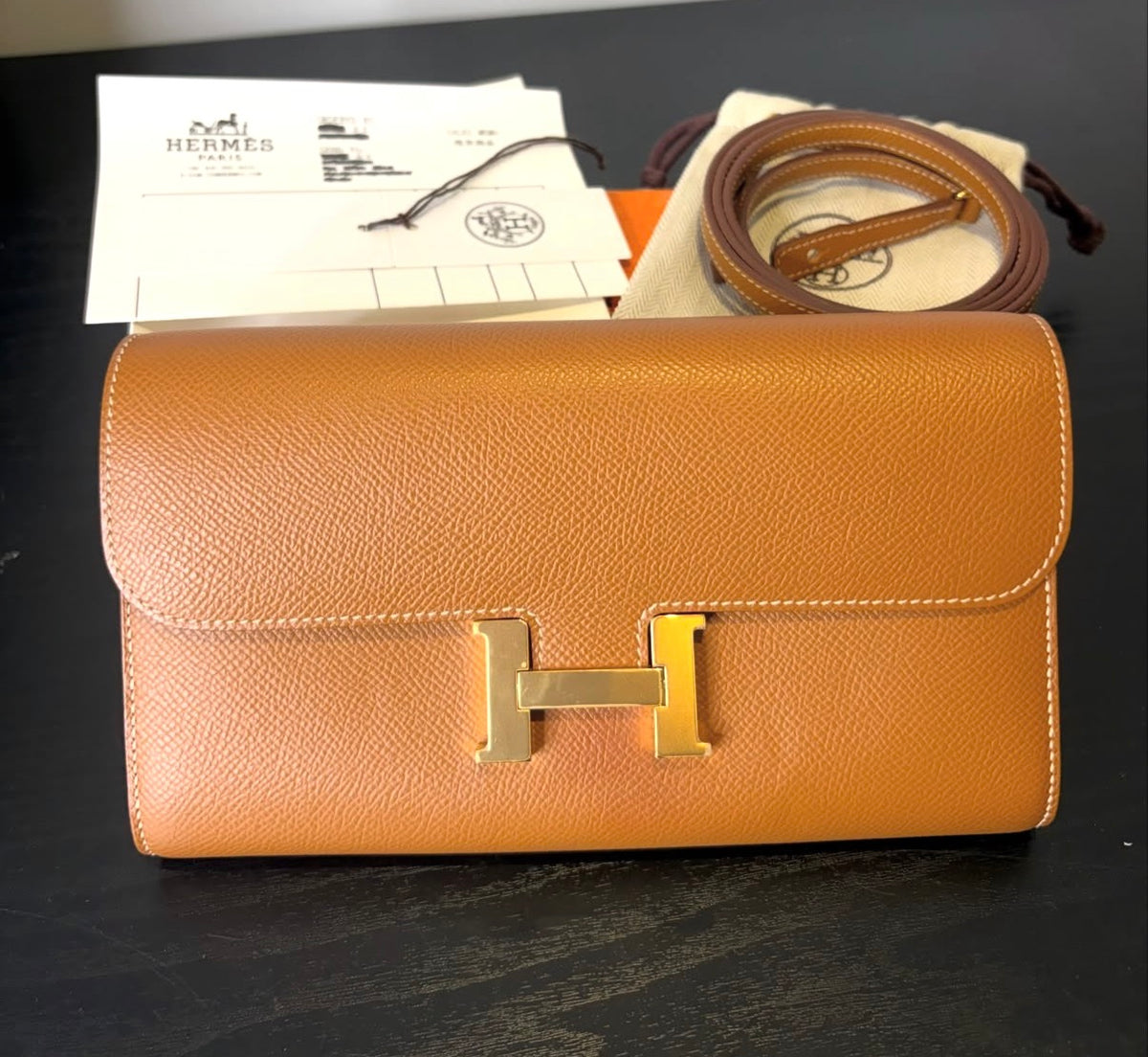 Hermes Constance To Go in Gold GHW-Z Stamp(2020). full set with receipt